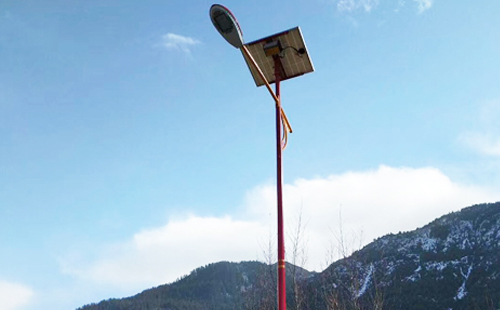 如何选择高质量的海原太阳能路灯材料：全方位指南