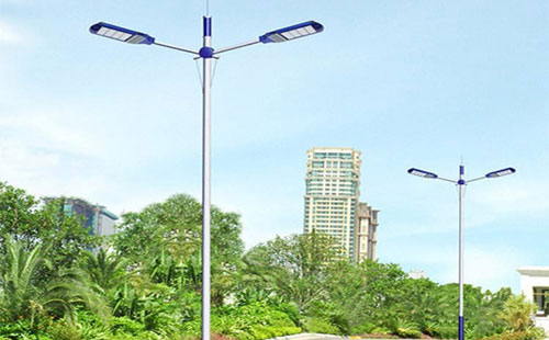 海原太阳能路灯地脚螺栓规格：防止倾倒的关键