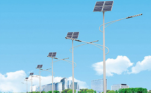 北方冬季海原太阳能路灯的保养要点