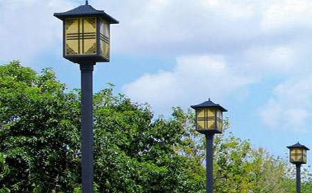 太阳能海原庭院灯怎么选亮度与续航更耐用 太阳能海原庭院灯怎么选亮度与续航更耐用